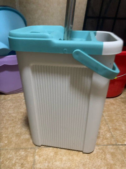 五月花klm-a111:"特别好用的墩布,干湿分离,前面是涮墩布的,放足够的