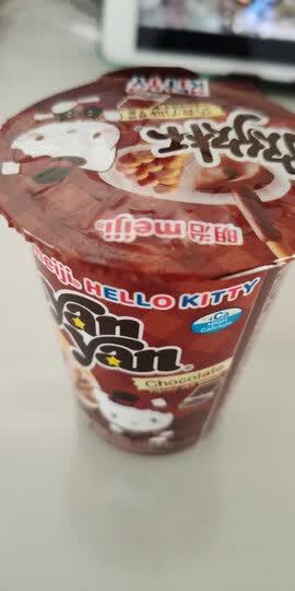 明治( meiji ) 欣欣杯草莓味酱饼干条(6杯装)25g*6 晒单图