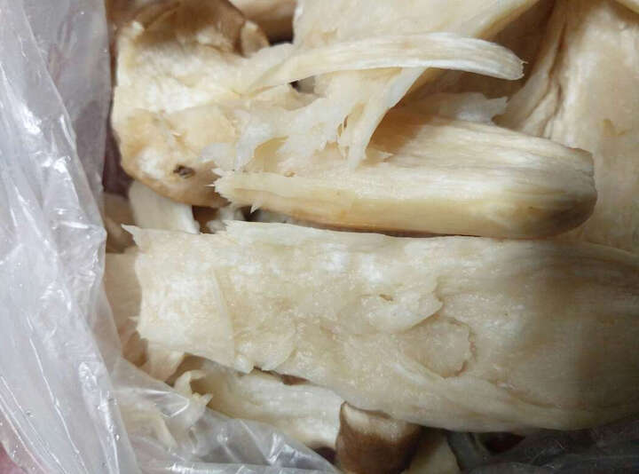 菌香园杏鲍菇:"全部都是烂心的,外观看不出问题,估计是冷藏的时候温度