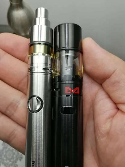mask king电子烟套装亮银:"为了换个颜色又买了第二根 质量依然很棒