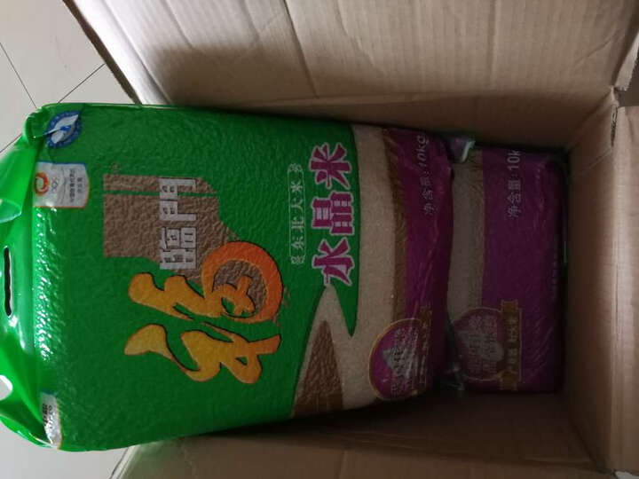 [晒单帖]很实惠买的2袋东北米,物流很快就宋到家了.