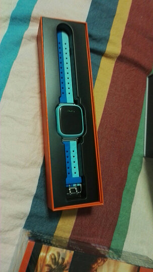 小天才y02:"第二次购买了,一代手表不小心掉厕所里啦?