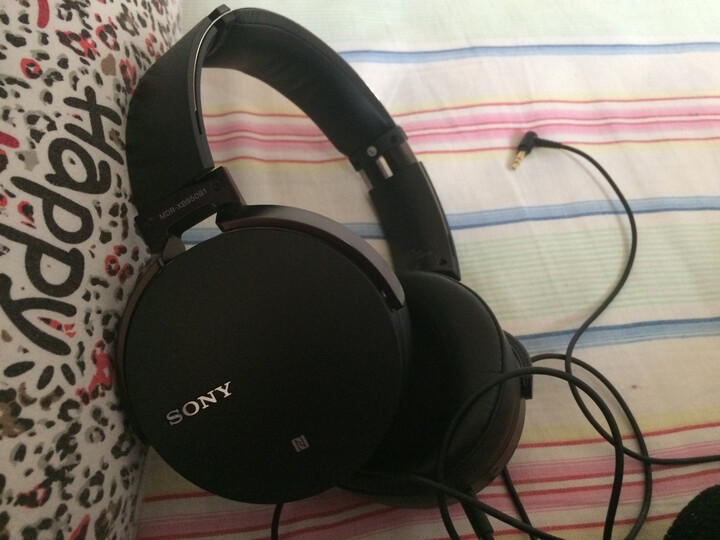 索尼(sony)mdr-xb950b1 无线蓝牙 重低音立体声耳机 头戴式 黑色手感