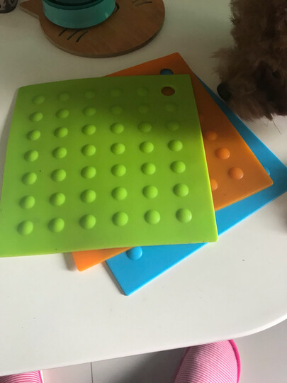 foojo富居方形圆点硅胶隔热餐垫防油可水洗 3件套 晒单图