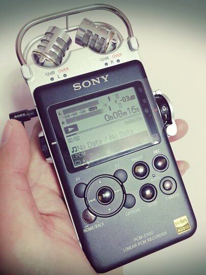 索尼(sony)数码录音棒/录音笔pcm-d100 32g 黑色 专业dsd播放格式 大