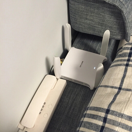 普联tl-wdr6320:"难得好看的路由器,目前一切正常" - 京东