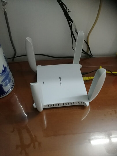 普联tl-wdr6320:"快递超快,晚上下单,明天早上9点就到了,物美价廉