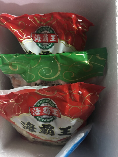 好大一包哦,不知道味道怎么样,吃了才知道[呲牙]