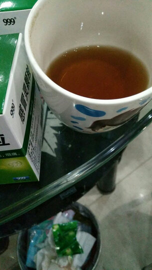 999感冒灵颗粒:"买了这个感冒药,我特意出去淋雨,让自己感冒了,好用"