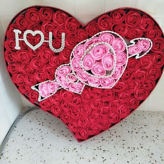 玫瑰花礼盒 保鲜花速递同城送花永生香皂花蓝色妖姬花束情人节送女友