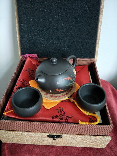 紫砂壶黑泥外观做工精.