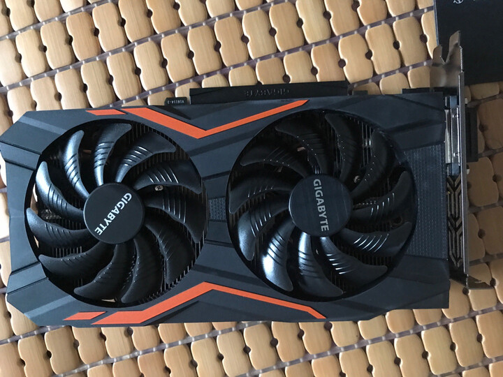 技嘉(gigabyte) gtx1050ti g1 gaming 4g 独立台式游戏显卡 显卡 海