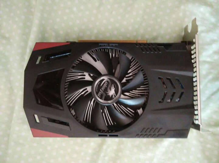 七彩虹(colorful)gt740 灵动鲨 1g gddr5 128bit 显卡