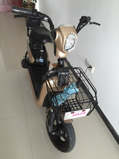 小刀h7:"小刀品牌电动车不错,质量也是杠杠的,外观比较帅气我个人很