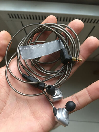 威索尼可(vsonic)gr07 classics 经典版入耳耳机 酒红色