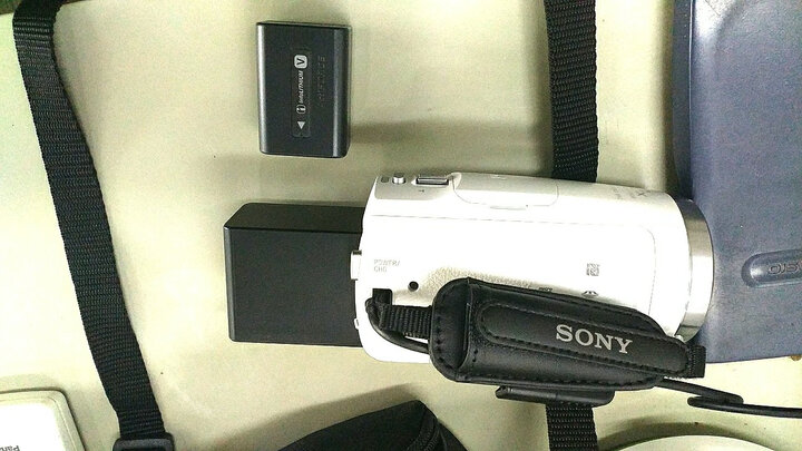 沣标(fb) np-fv100 摄像机电池for索尼hdr-cx610/680/450 pj670/675