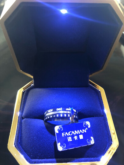 东西非常不错做工光泽都可以包装贴别漂亮