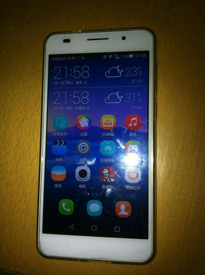 华为荣耀 6 (h60-l03):"荣耀6还是很经典,美观,简单,大方!