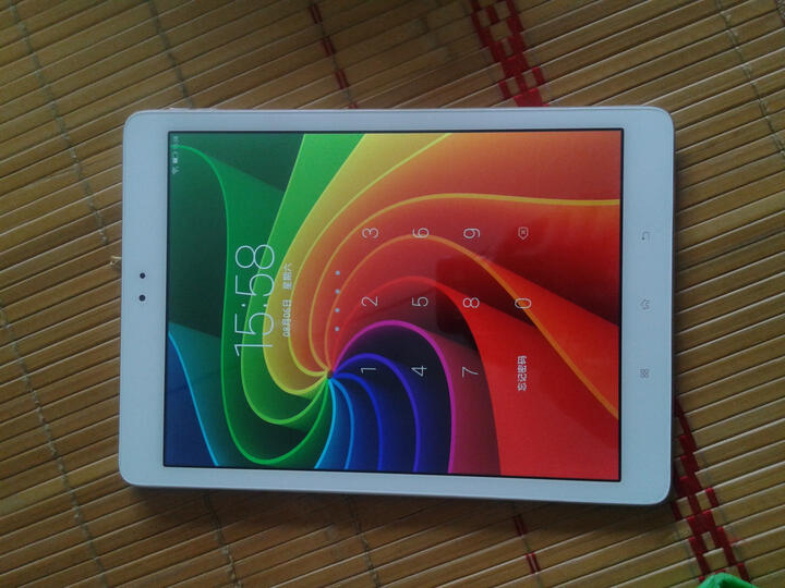 步步高家教机s2:"s2家教机非常棒,内存很大,反应很快,孩子很喜欢,这回