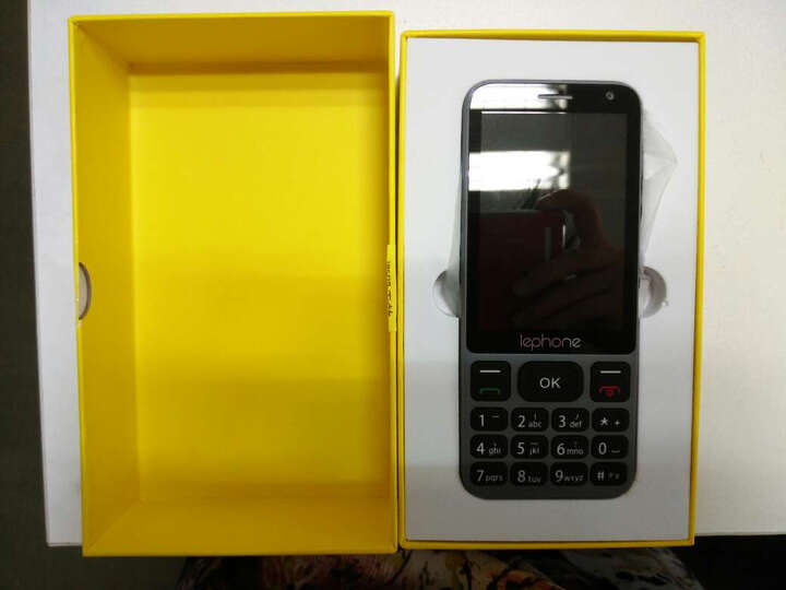 屏幕挺大的,挺美观的.