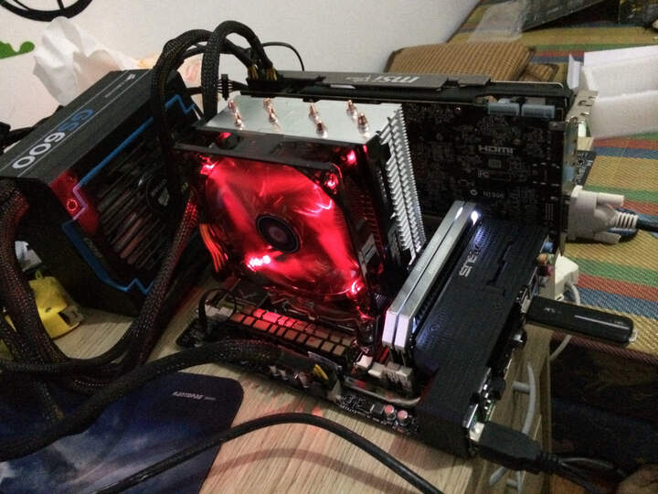 英特尔22纳米酷睿i7 4820k:"x79 很牛逼 风扇超静音" - 京东