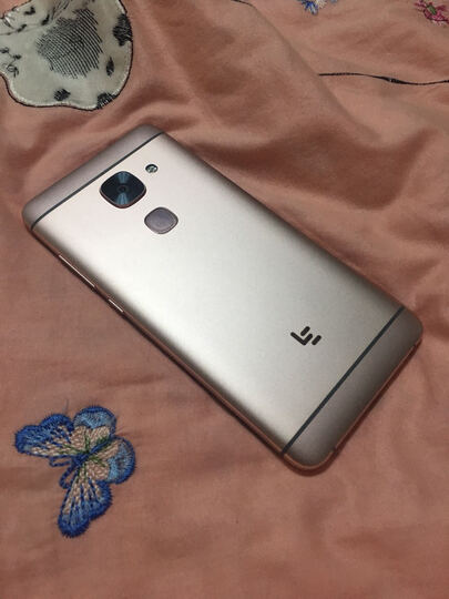 乐视 乐max2 x820 全网通4g 6g版 64g存储 5.7英寸 双卡双待