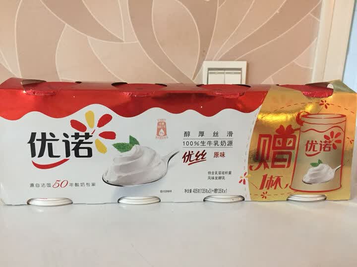 优诺优丝 风味发酵乳 原味 135g*3:“非常好喝的法式酸奶,前一阵刚在超市卖,京东这就有了,不错。” - 京东