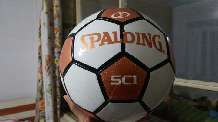 斯伯丁(spalding) 64-933y 5号 机缝 足球