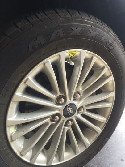 小安t3:"价格觉得还可以,本来买的是t6太阳能的,后来觉得其实一年也充