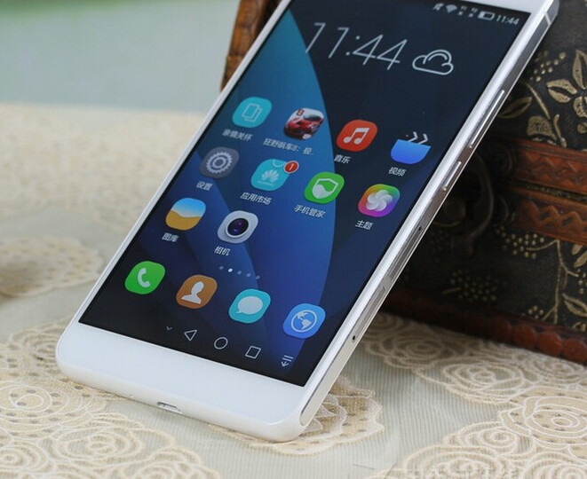 华为荣耀6 plus(pe-ul00):"不错,本人很喜欢,值得购买,不管从哪看起都