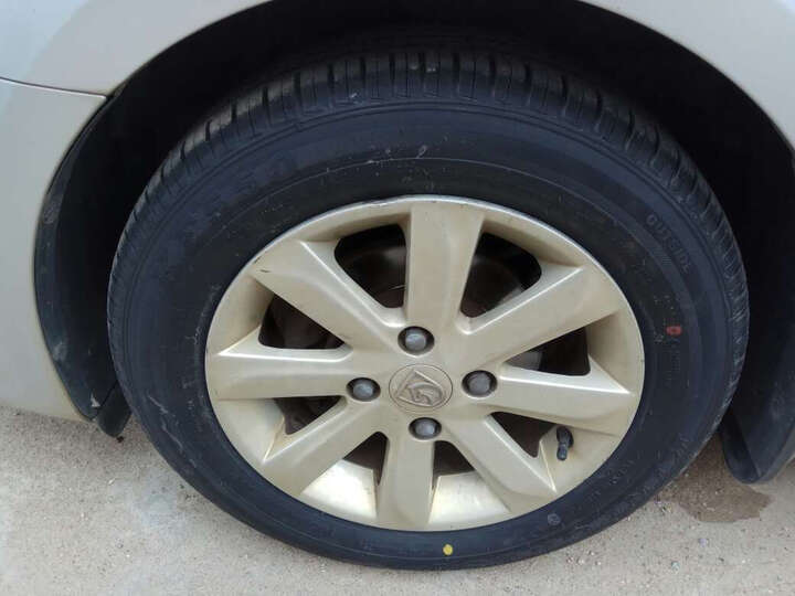 德国劲风驰(kinforest)汽车轮胎195/60r15 88v kf550 适配花冠海景