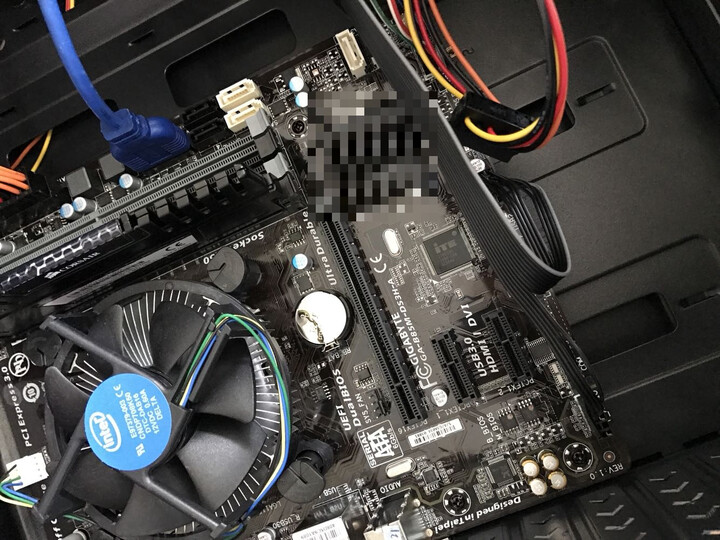 英特尔奔腾 g3260:"cpu靠谱,一点就亮了,还挺实惠.