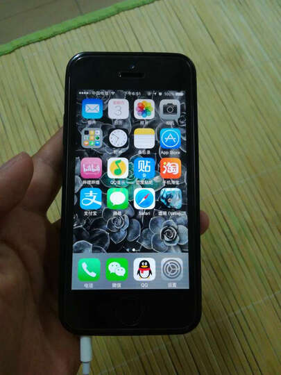 iphone se (a1723) 64g 深空灰色 移动联通电信4g手机中了小屏幕的毒