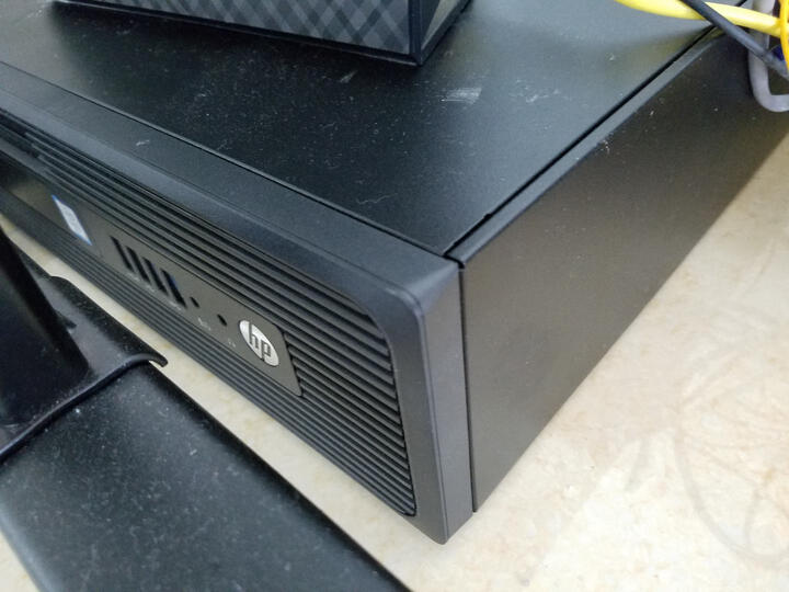 惠普z240sffw1y25pa:"性能不错,速度快,用来做服务器非常好用,图像