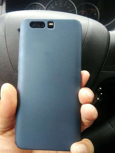 手机运行速度,快递小哥也挺好,买奶奶灰的.