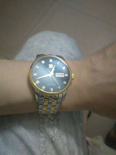 宾格(binger):"这是我第二次够买这款手表了,拿出来送朋友,自己用,都