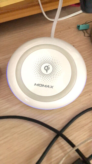 摩米士(momax)苹果无线充电器qi无线快充充电座适用于iphonexsmax/xr