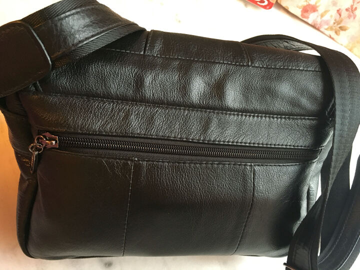 金珊瑚(gold coral):"第二次买了,包包层次好,很喜欢" - 京东