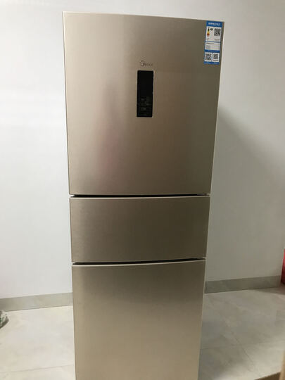 美的bcd-258wtpzm(e):"送货速度很快,师傅也比较热情,冰箱比较一级