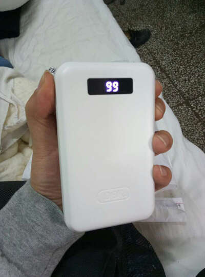 电量显示99,难道出厂就充满电了?