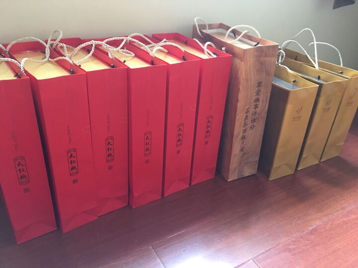 京东的到货速度很给力,京东快递小哥10个赞 .