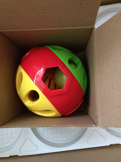 澳贝启智系列:"这个小球球是锻炼宝宝爬行能力的,所以买来给宝宝玩,我