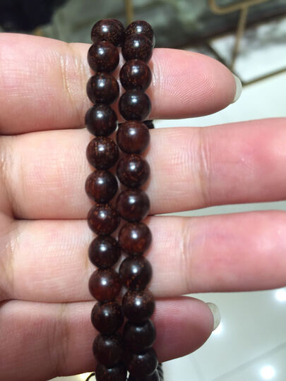 沐恩手串sc11730:"虽然没有图片那么好看,但这个价钱买到挺划算的