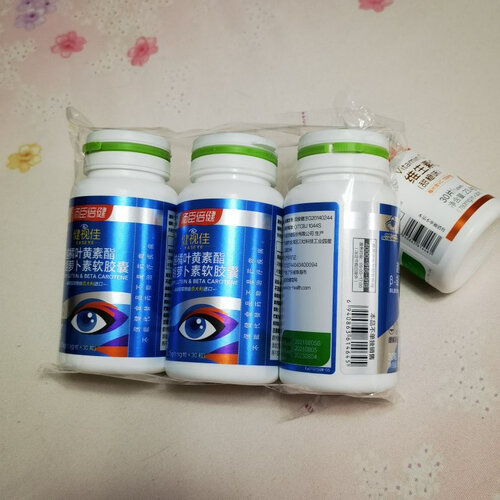 【有点小坑】如何看待 青苇墙贴 的质量，用完一个月评测感觉怎么样！？