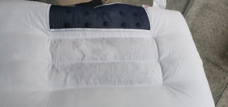 【太坑人了】南极人枕头 买来两个月，这花草枕质量真的差吗？评测下怎么样！