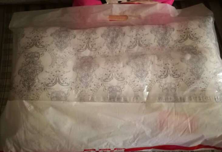 【参考对比】用完一个月评测 九洲鹿花草枕 的质量怎么样？花草枕使用感受大揭秘！