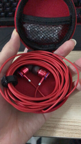 「必看报告」iskmdh8000和飞利浦shp9500哪个好？评测解读该怎么选