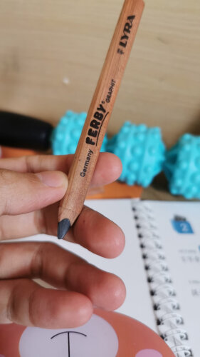 【全方位解读】LYRA粗杆洞洞铅笔 这款 笔类质量怎么样？优劣分析评测结果！