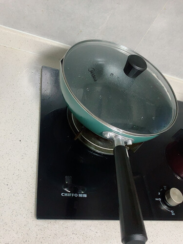 对比：美的cj28wok302和cj28wok301比较 哪款好，深度剖析功能区别！
