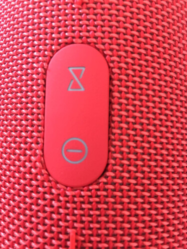 实情解密jblcharge3和flip4有什么不同？哪个性价比高、质量更好